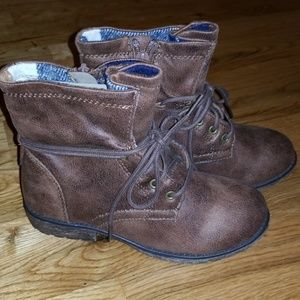 NEW Brown combat boots